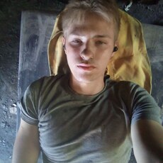 Фотография мужчины Евгений, 23 года из г. Усть-Каменогорск