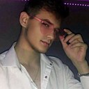 Максим, 19 лет