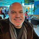 Eric William, 60 лет