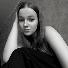 Фотография девушки Тася, 18 лет из г. Оренбург