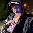 Роман, 18 лет