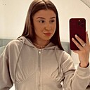 Элизабет, 24 года