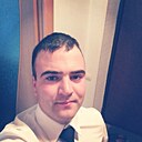 Роман, 33 года