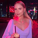 Карина, 23 года