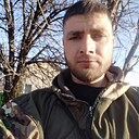Макс, 32 года