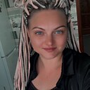 Доминика, 31 год