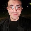 Михаил, 23 года