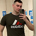 Артём, 22 года
