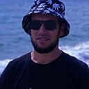 Али, 33 года