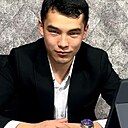 Макс, 21 год