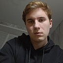 Максим, 24 года