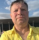 Валера, 52 года