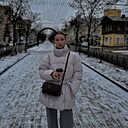 Victoria, 21 год