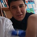 Максим, 18 лет