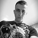 Виктор, 31 год