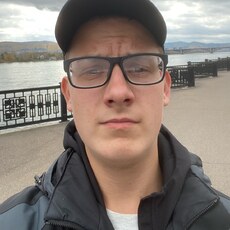 Фотография мужчины Дмитрий, 19 лет из г. Красноярск