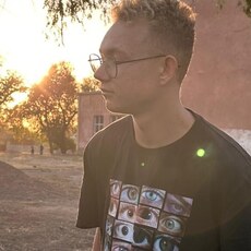 Фотография мужчины Кирилл, 18 лет из г. Капчагай
