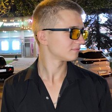 Фотография мужчины Максим, 18 лет из г. Волгоград