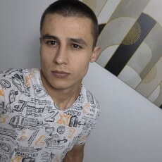 Фотография мужчины Артём, 25 лет из г. Симферополь