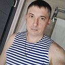 Илья, 32 года