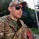 Ден, 44 года