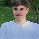 Максим, 18 лет