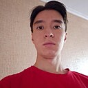 Рустам, 21 год