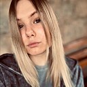 Карина, 22 года