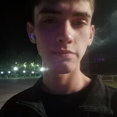 Фотография мужчины Сергей, 20 лет из г. Хабаровск