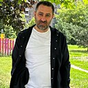 Robert, 43 года