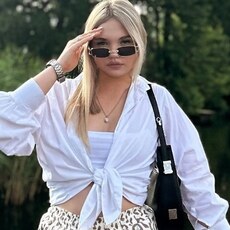 Фотография девушки Карина, 18 лет из г. Ульяновск
