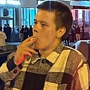 Денис, 21 год