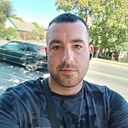 Роман, 33 года