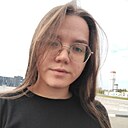 Полина, 22 года