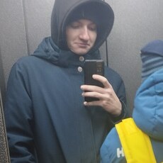 Фотография мужчины Глеб, 18 лет из г. Киров