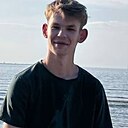 Максим, 18 лет