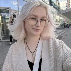Фотография девушки Юлька, 19 лет из г. Новосибирск