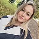 Li, 32 года