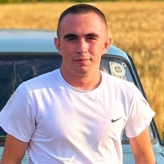 Фотография мужчины Рустам, 18 лет из г. Троицк