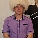 Максим, 22 года