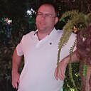 Максим, 33 года