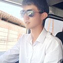 Охунжон, 19 лет