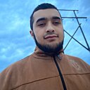 Манучер, 22 года
