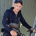 Паренёк, 32 года