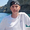 Андрей, 18 лет