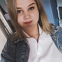 Поля, 35 лет