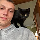 Денис, 23 года