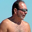 Он, 52 года