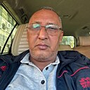 Хаким, 53 года