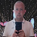 Макс, 33 года